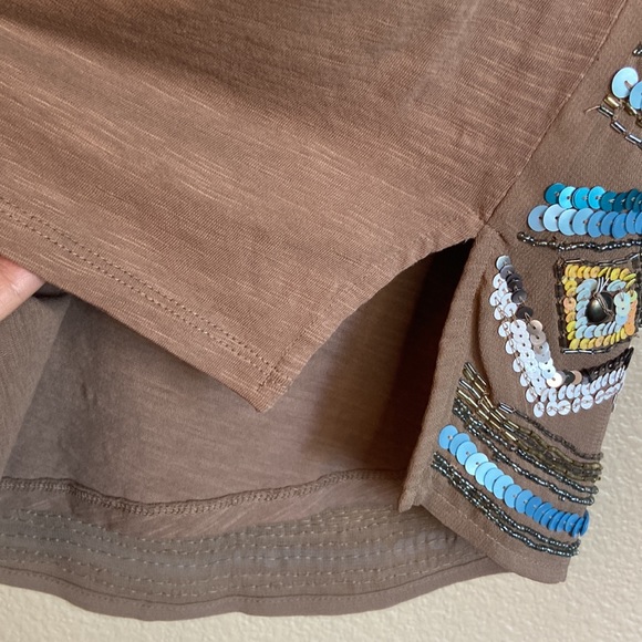 DELETTA ANTHROPOLOGIE S Sequined Beaded Sleeveless Cap Sleeve Shirt Top Tan Blue - Picture 8 of 16